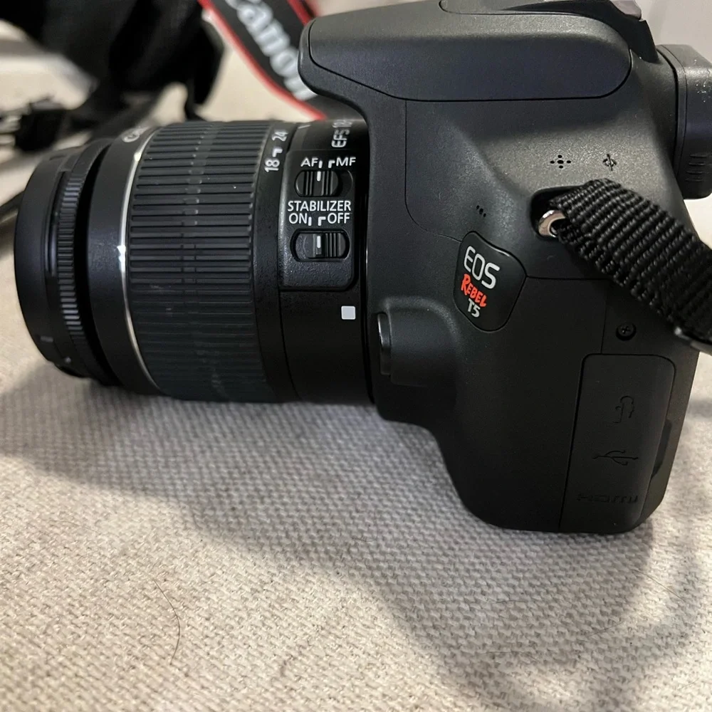 Canon t5 Camera